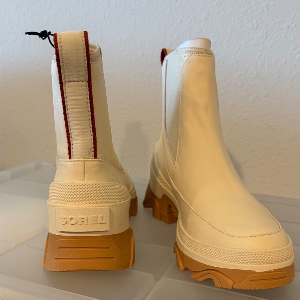 Women's  Sorel waterproof boots